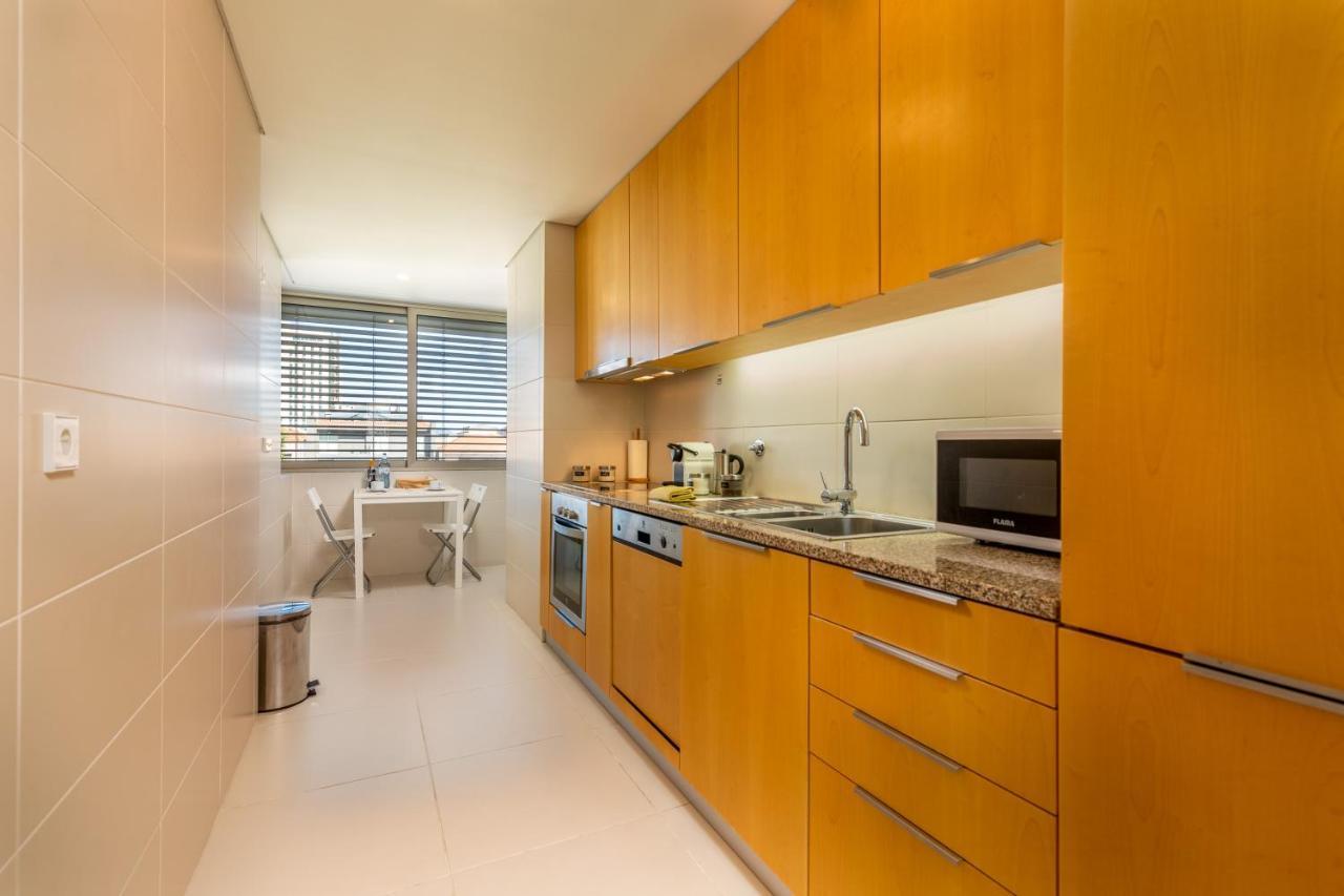 Sunny Loft In Downtown With Private Parking Porto