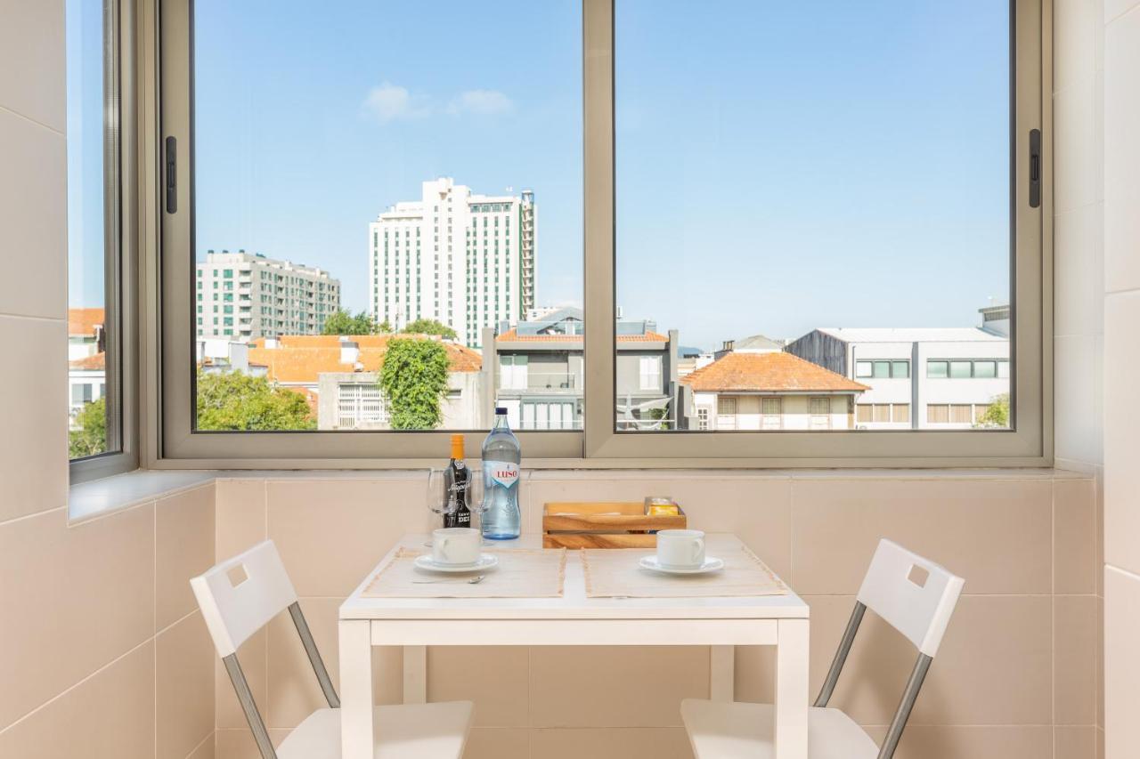Sunny Loft In Downtown With Private Parking
